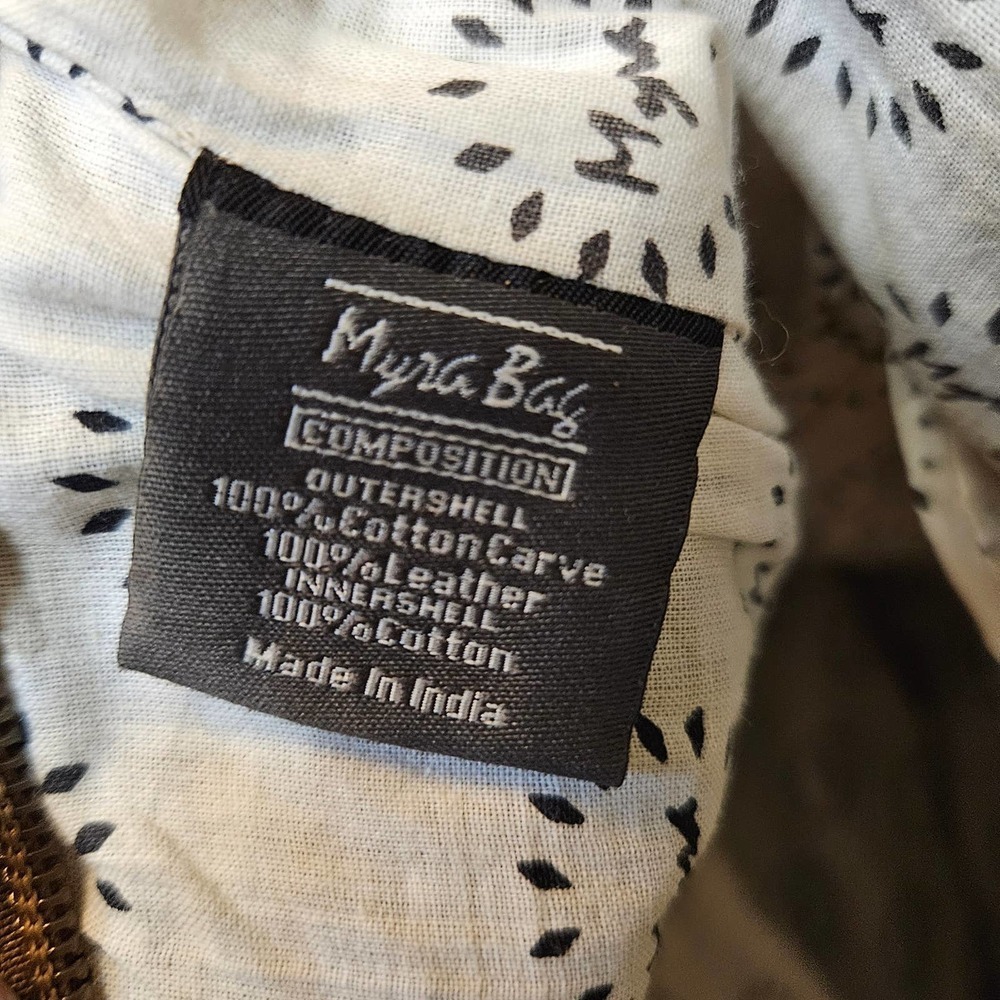 Myra Bag Women's Canvas Crossbody Bag - Picture 8 of 10